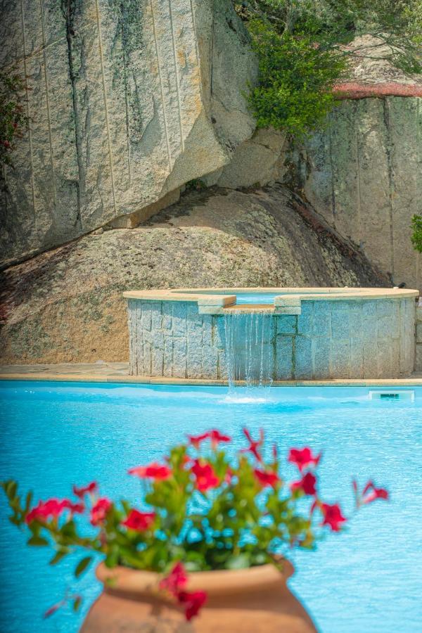 Paghe Eco Luxury Experience Hotel Buddusò Eksteriør billede