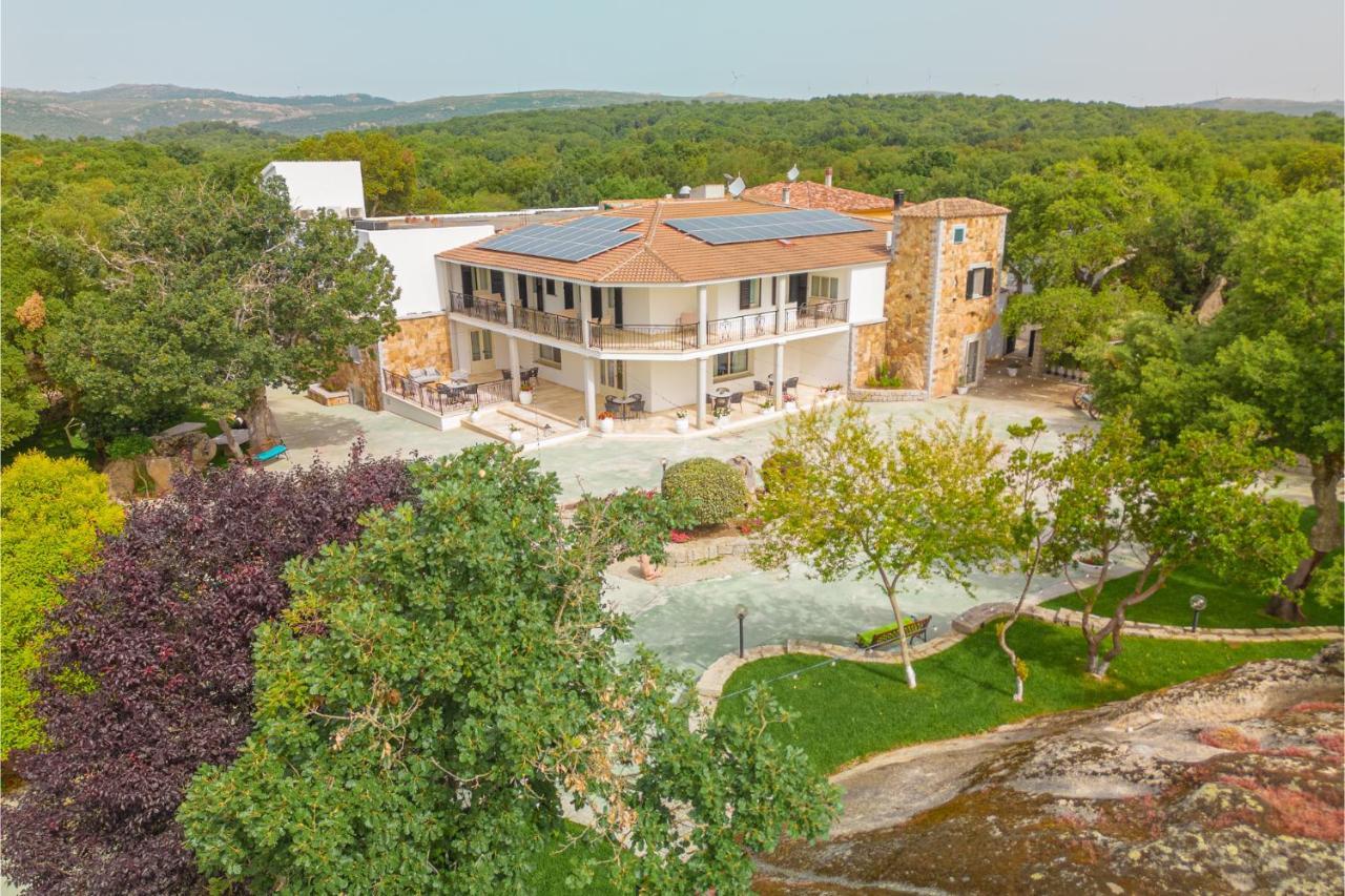 Paghe Eco Luxury Experience Hotel Buddusò Eksteriør billede