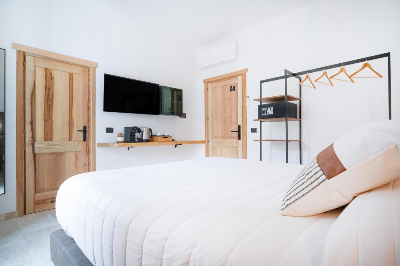Paghe Eco Luxury Experience Hotel Buddusò Eksteriør billede